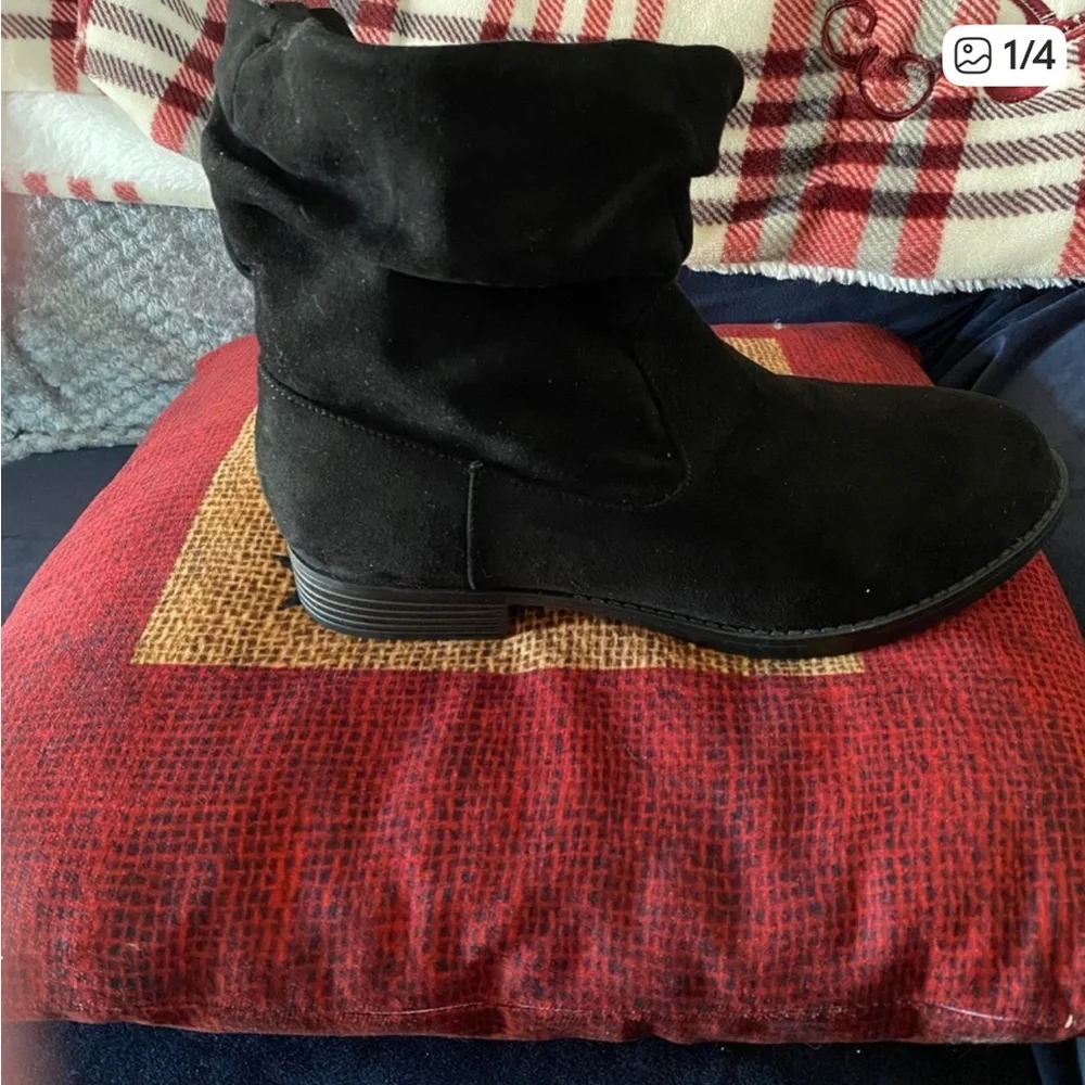 Black ankle boot, NWOT size 9w - Picture 1 of 4